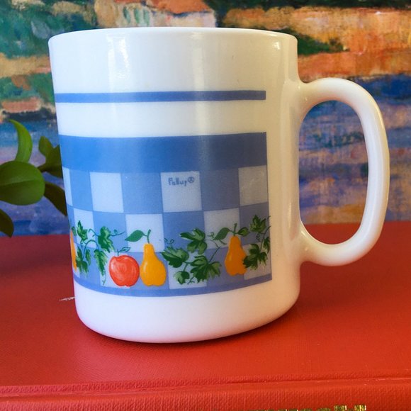 SOLD Arcopal Opalware Checkered Mug - Picture 3 of 3